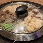 ユッケ 焼肉 生サムギョプサル 手打ち冷麺 ハヌリ - 