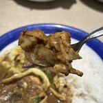 カリーライス専門店エチオピア - ゴロッとした「チキン」は食べ応えも充分♪
