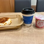 ヴィ・ド・フランス - 料理写真:スモークチーズハム モーニングセット 590円税込