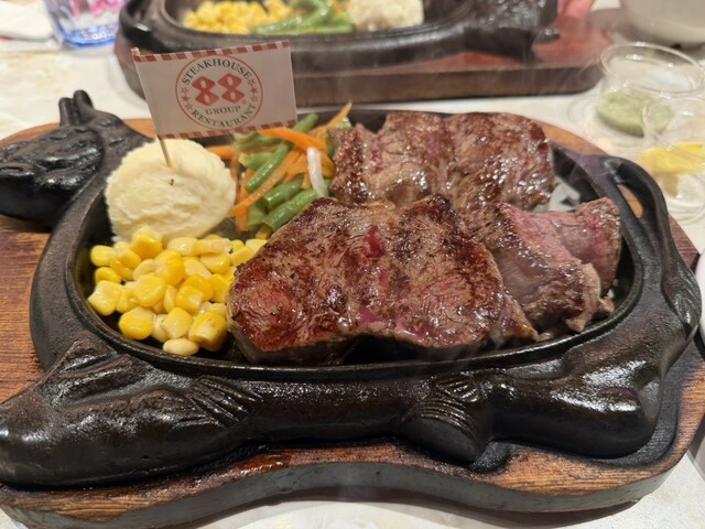 肉肉88 ステーキハウス88 北谷店 （STEAKHOUSE 88） - 北谷町/ステーキ | 食べログ
