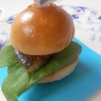 フランス料理レストラン オー・エ・セル - 小さないわしのハンバーグ