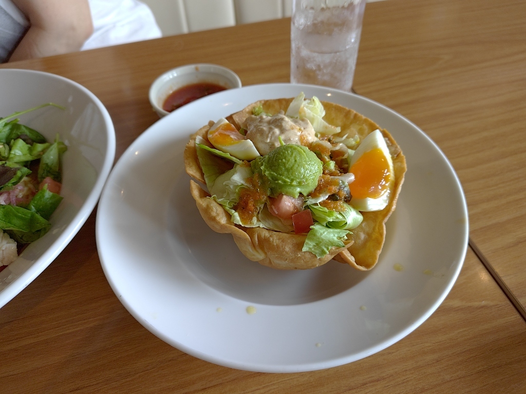 ココス 沖縄 登川 店