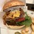 ファイヤーハウス - 料理写真:「チリ」はなんとチリビーンズ。モスバーガーのミートソースみたいにトマトの風味が加わり美味しいハンバーガー。…液体成分多すぎて食べにくいのが難。
