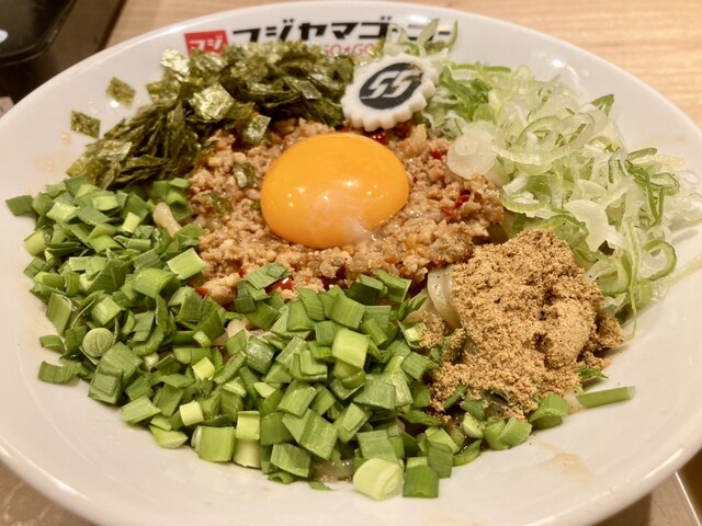 フジヤマ55 ミュープラット神宮前店 - 神宮前/ラーメン | 食べログ
