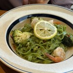 We eat Wheat 鵠沼海岸 - 
