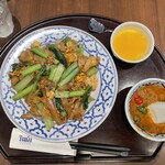メナムのほとり - ランチのセット