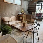 &:C TOKYO COFFEE - １階室内