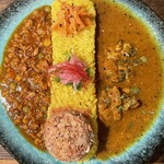 スパイシーカリーハウス半月 - 