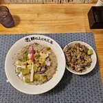 鯖の上にも三年 - 