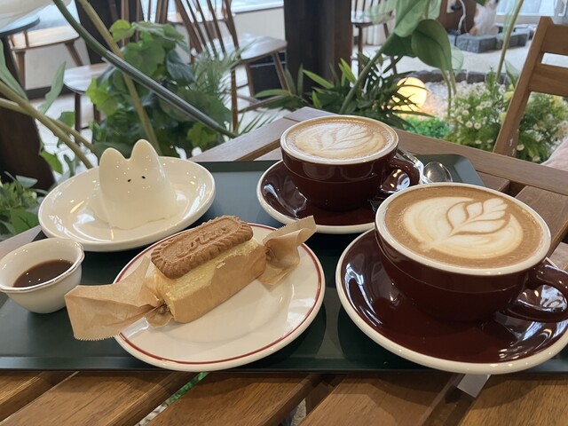 Cafe+82 Oosaka ten - Yotsubashi/Cafe | Tabelog