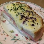 珈琲と鳩時計の店ロンドベル - クルックムッシュ(モーニング限定)