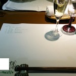 銀のさじ - (270325)　こんな感じで準備がしてありました。定員は２２名ぐらいでしょうか。