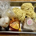 珍々亭 - 料理写真: