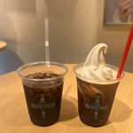 六甲牧場カフェ - ドリンク写真:アイス珈琲と珈琲フロート