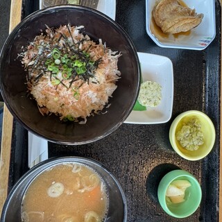湧水飯釜 大王庵_0