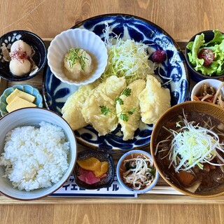 オサカナ喫茶イエローテイル_1