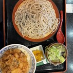 味奈登庵  - 料理写真:海鮮かき揚げ丼と蕎麦セット