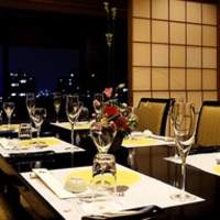 桜坂 観山荘 - 福岡の素晴らしい夜景を見ながらが食事出来ます。 