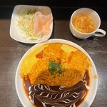 洋食屋 たまちゃん - 