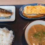 定食屋 よつ葉 - 料理写真: