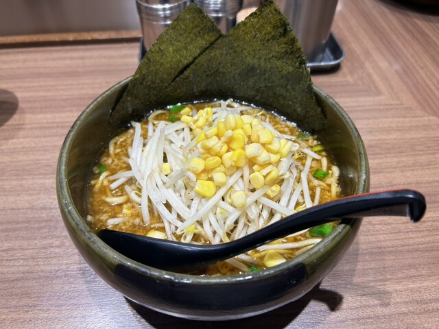 東京スタイル みそらーめん ど・みそ キッテグランシェ店 - 東京