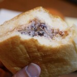 セブンイレブン - 牛乳パン つぶあんクリーム(信州産小麦使用)
