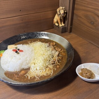 月夜のライオン_1