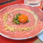 焼肉藤もと - レアロースユッケ