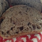 グリドン - 2015年3月：村のパン(\380)の断面