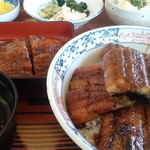 Unagiyashibata - 特上うなぎ丼と長焼き。