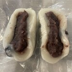 伊勢屋 - 豆大福の断面