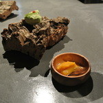 フロリレージュ - 人参芋　ハコベとシェーンブルチーズのムース