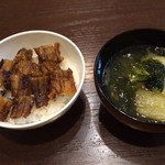 Uomasu Sengyoten - 子供用穴子丼とアオサ汁