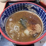 三田製麺所 - ✅つけ麺大盛り500g無料¥930‼️
　※並盛300gから大盛500gまで無料！
　※あつもりも可能！
　※キャッシュレス決済可能！
