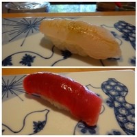 一心鮨 光洋 - ◆アラ・・きれいな切り身です。
                ◆赤身・・これはキレイですね。美味しいと言っておりました。
