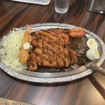 ゴーゴーカレー - 料理写真: