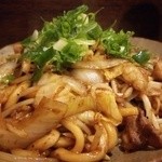 Doi Teppan Yaki - 牛もつうどん900円