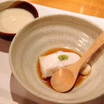とうふとあなご料理 とうふや - 豆乳とピーナッツ豆腐