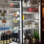 炭火と海鮮 大衆酒場くろき - ショーケース