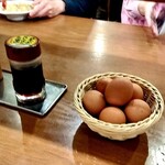 東大 - 卓上の生卵は食べ放題