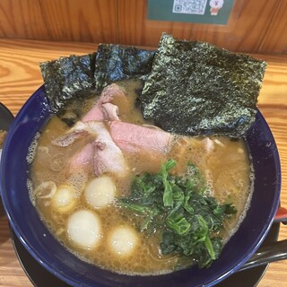 横浜家系ラーメン 伯耆家_0