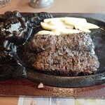 ブロンコビリー - 料理写真:炭火焼き 晩御飯 ハンバーグ 1738円◎