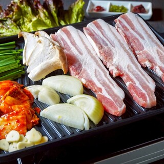 大衆焼肉食べ放題 たつぼー_1