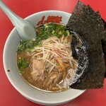 ラーメン山岡家 - 料理写真:豚バラなんこつラーメン