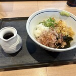 ウエスト - 料理写真:暫く待つと注文したおろしぶっかけ蕎麦７００円の出来上がり。