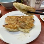王餃子 - 緑のひとくち餃子アップ
