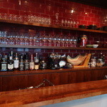 GRILL THE VOND - カウンター席からカウンター内を望む