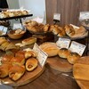 ベーカリー アクア - 店内　パンいろいろ