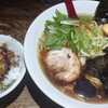 大泉らーめん - 醤油ラーメンとチャーシュー丼