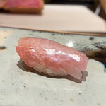 鮨 つぼみ - 金目鯛 軽く昆布締め 銚子より
